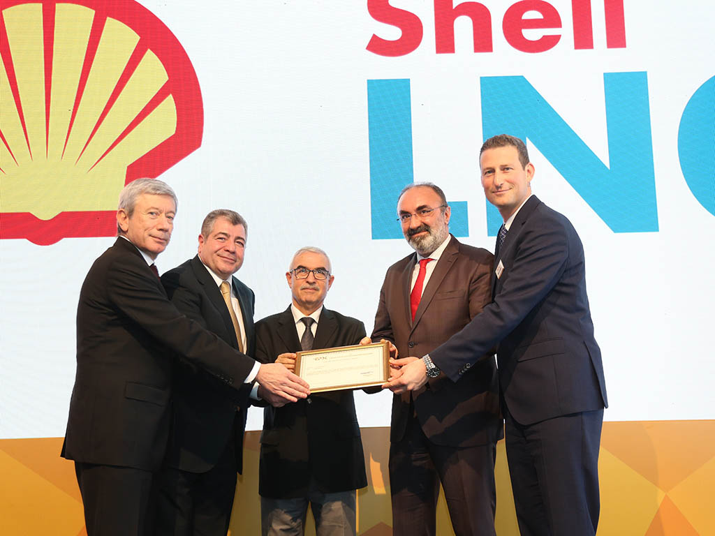 Shell & Turcas, Türkiye’nin ilk LNG istasyonunu açtı