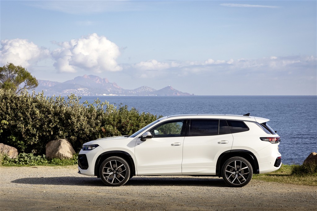 Volkswagen’in premium ve çok yönlü SUV modeli Yeni Tayron