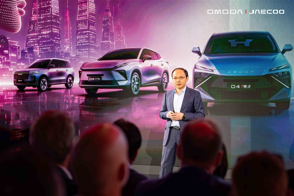 OMODA | JAECOO Paris Otomobil Fuarı’nda İki Yeni Modeliyle Gövde Gösterisi Yaptı!